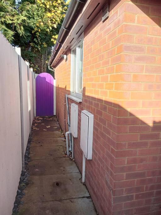 Cosy Bungalow In A Handy Location Market Harborough Eksteriør bilde