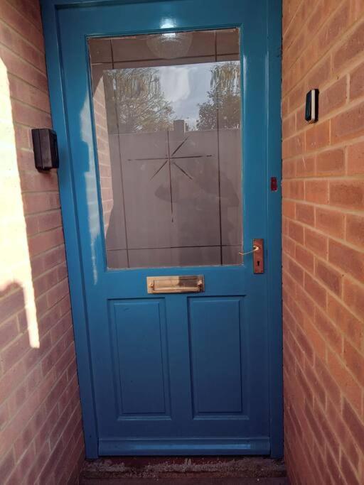 Cosy Bungalow In A Handy Location Market Harborough Eksteriør bilde